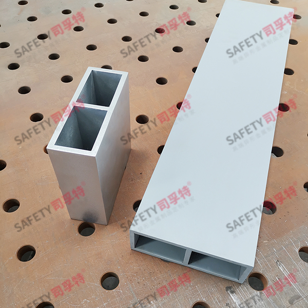 日型幕墻氟碳噴涂精制鋼幕墻型材(圖5) 日型幕墻氟碳噴涂精制鋼幕墻型材(圖5)